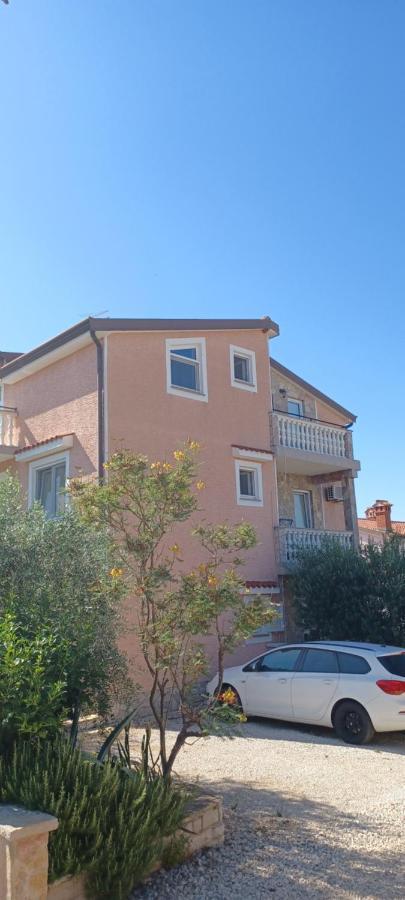 Nova Vas  Apartments Vesna מראה חיצוני תמונה